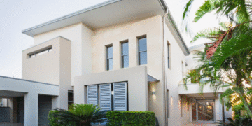 Risk Management Strategies Employed by Home Construction Companies