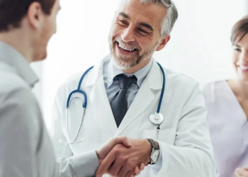 Doctor on Call During Weekends: What Dubai Residents Need to Know