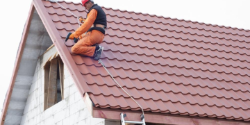 Top Benefits of Hiring a Metal Roof Cladding Company for Your Property