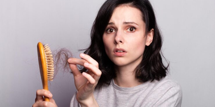 Tips for Early Intervention in Female Hair Loss