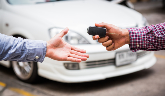 Top Tips to Sell My Car Quickly and Securely Online