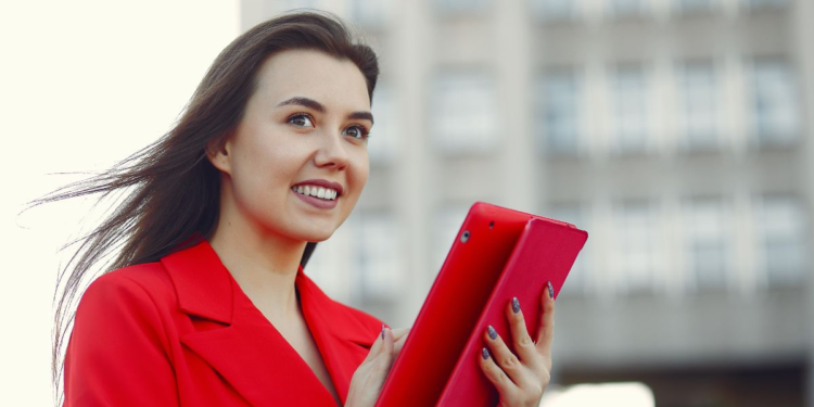 Celebrity Brands That Actually Convert: The Ecommerce Playbook Behind the Hype