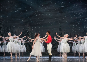 Behind the Curtain: What Goes Into Staging Top Dance Performances