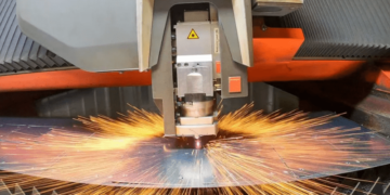 Unlocking Precision and Efficiency with Fiber Laser Cutting Machines