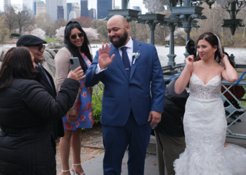 Small Guest Lists, Big Stories Captured in Frame