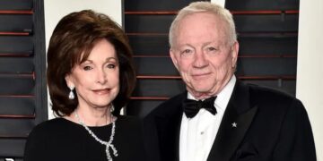 Jerry Jones Wife