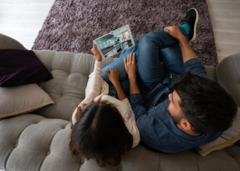 How Investors Buy and Flip Homes Sight Unseen