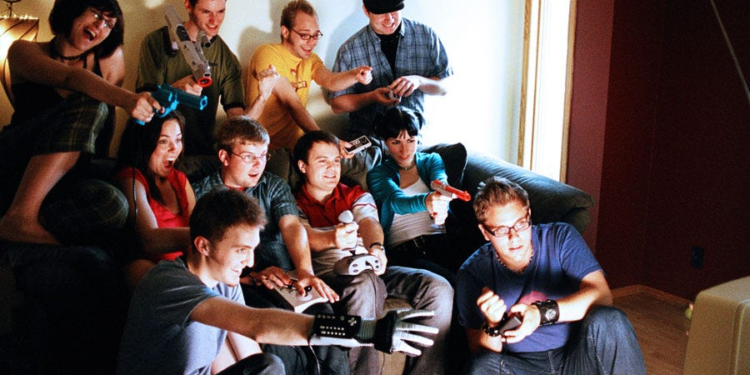 Hosting a Crowd? The Best Interactive Group Games to Play