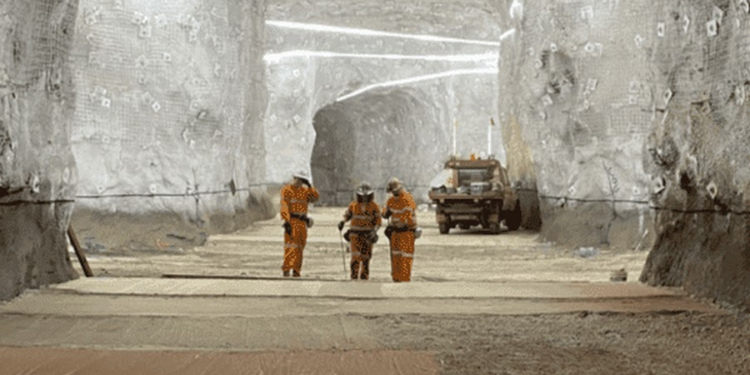 How MineGlow Delivers Safety-First Lighting for Utilities and Processing Plants