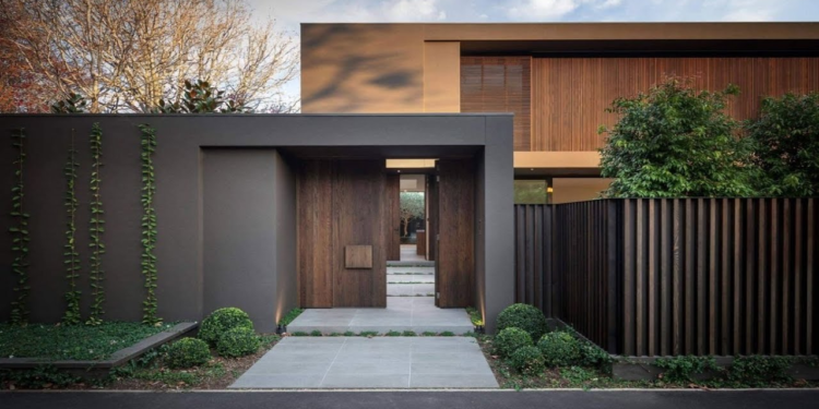 Modern Entrance Design and the Growing Importance of Natural Light