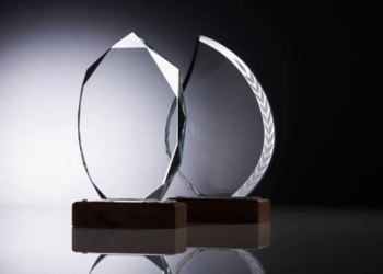 A Guide to Choosing Retirement Awards That Feel Personal