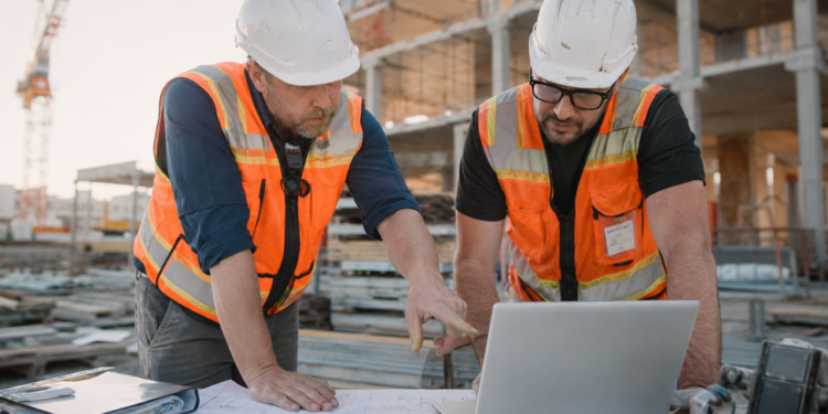Best ERP Software For Construction Industry: A Contractor’s Guide To Choosing Smarter