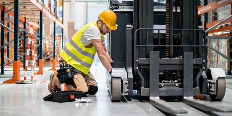 Keeping Supply Chains Moving: Forklift Repair Austin