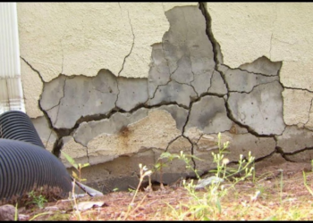 Understanding Cracked Foundations and Their Impact on Home Stability