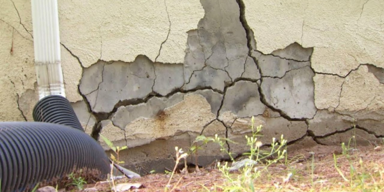Understanding Cracked Foundations and Their Impact on Home Stability