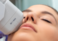 HIFU or a Surgical Facelift: Choosing Between Non-Invasive Tightening and Surgery